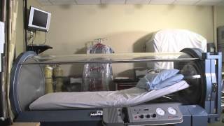 Wound Treatment How a hyperbaric chamber works [upl. by Secor]